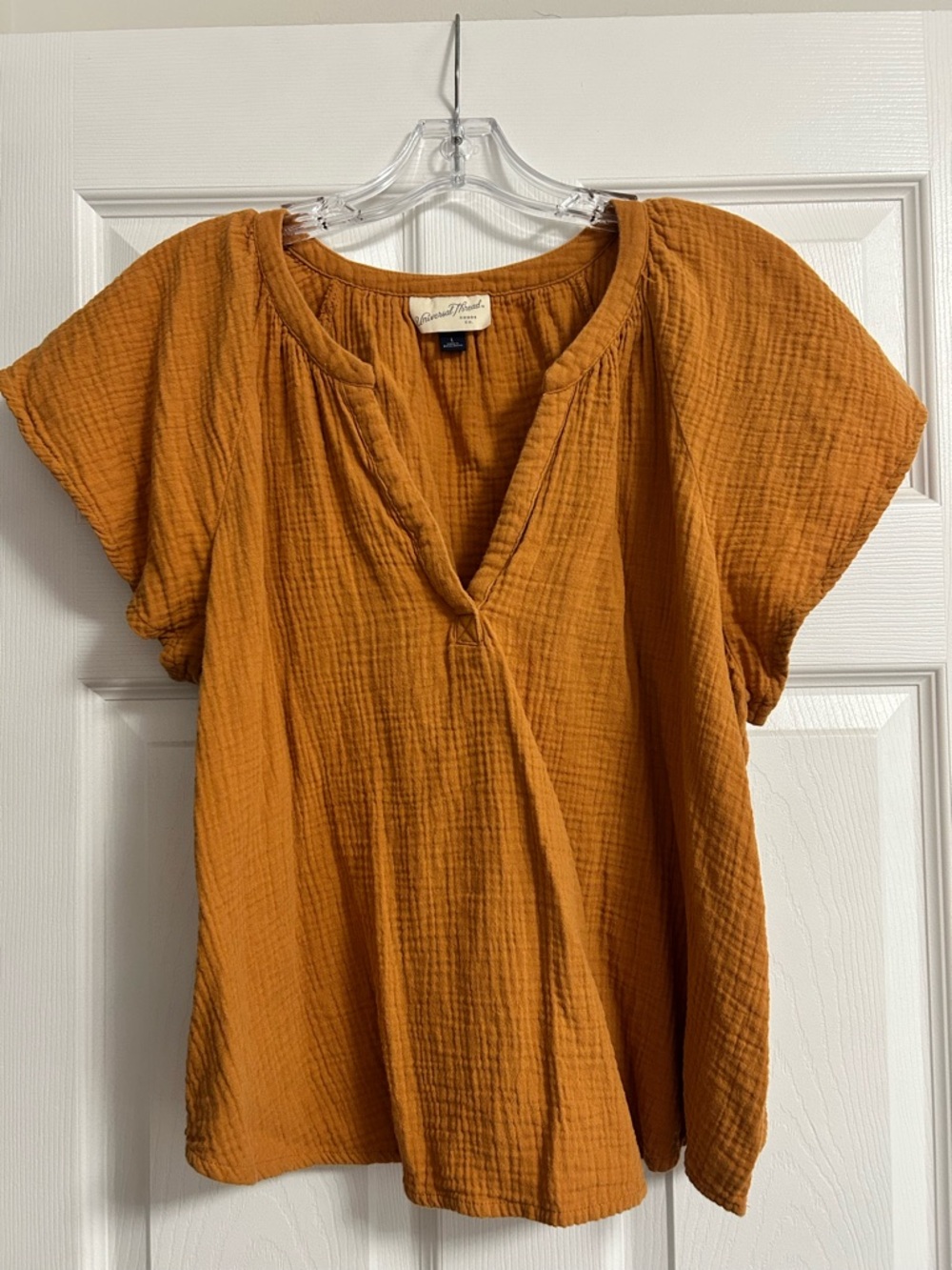 Universal Thread Ladies' Lightweight V-Neck Tunic Top - Mustard